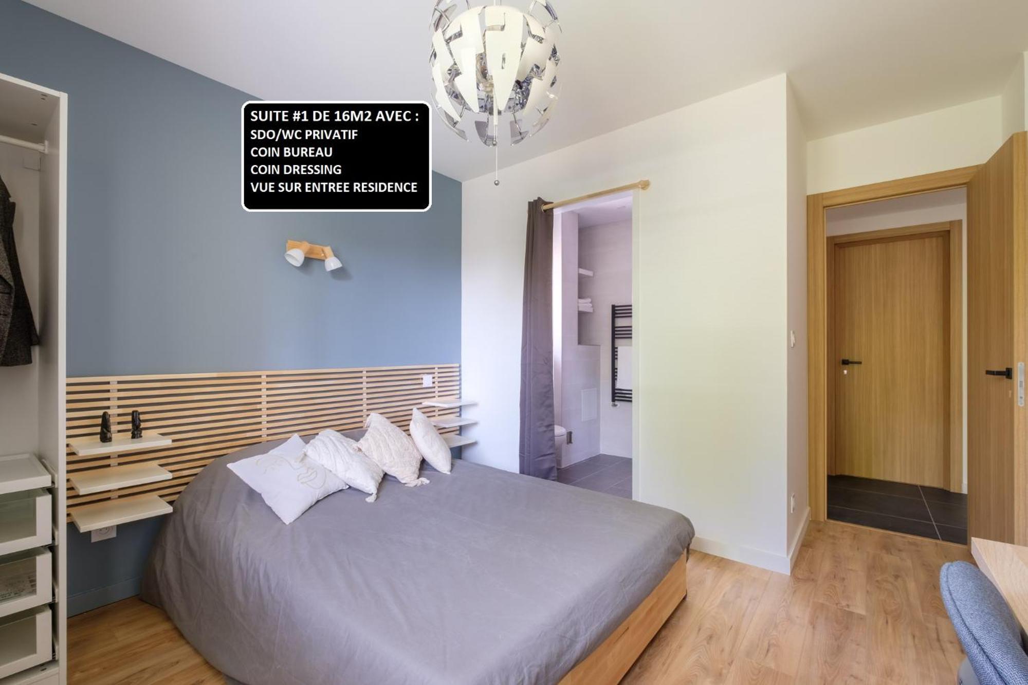 Appart 3 Suites-Chaque Suite Avec Sdo Wc Privatifs - Cuisine Commune Тасен-ла-Демі-Люн Екстер'єр фото