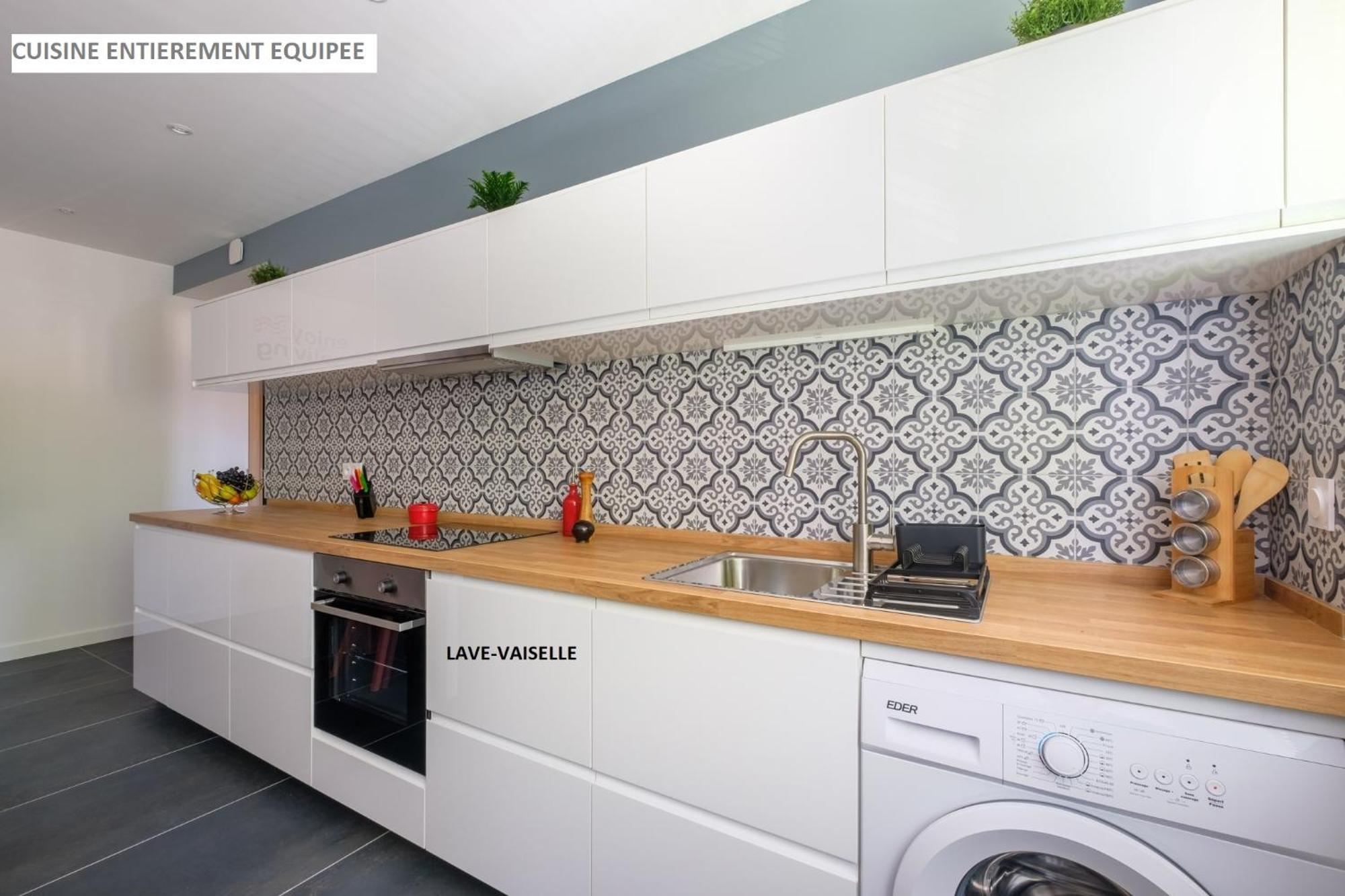 Appart 3 Suites-Chaque Suite Avec Sdo Wc Privatifs - Cuisine Commune Тасен-ла-Демі-Люн Екстер'єр фото