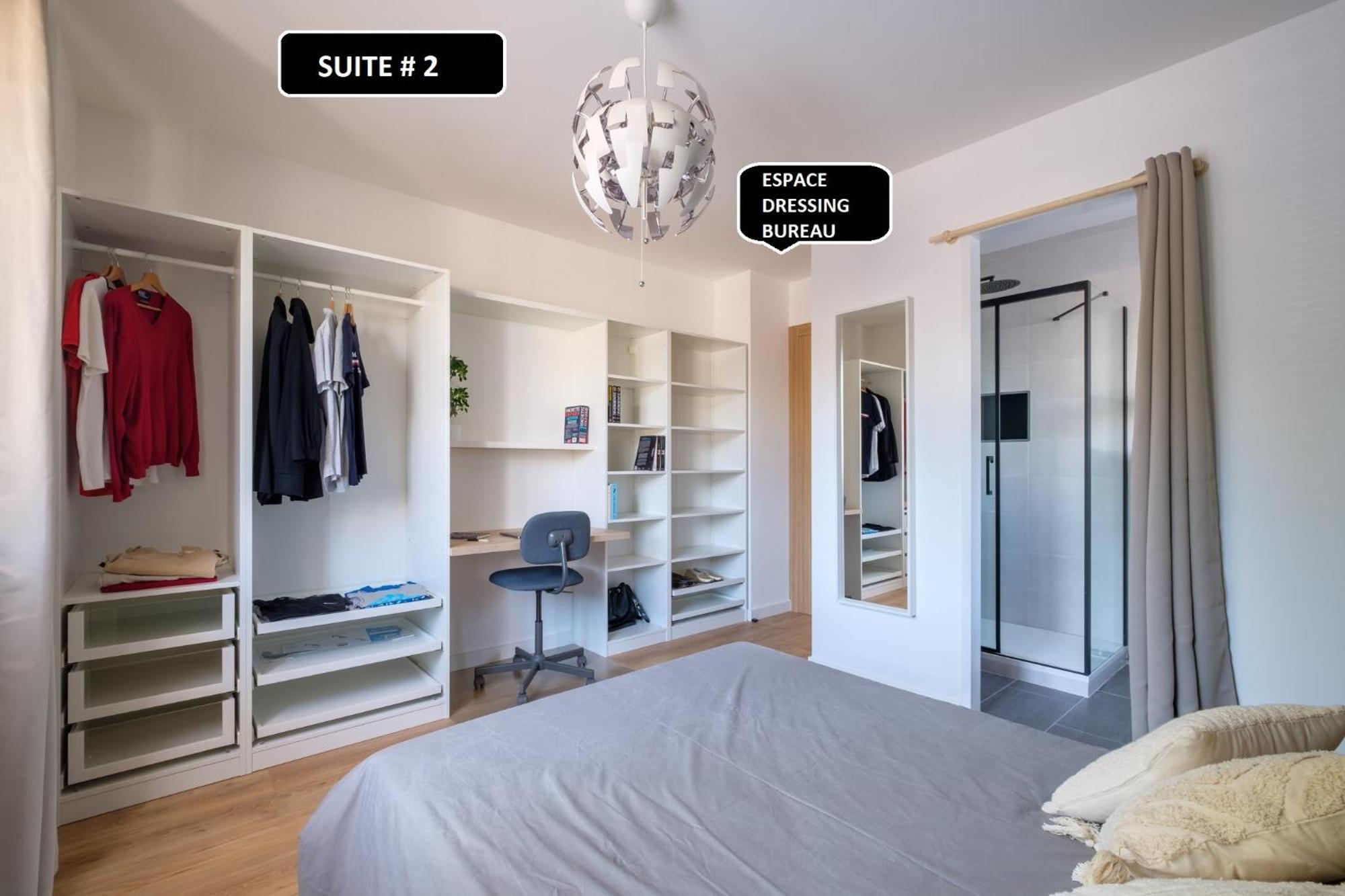 Appart 3 Suites-Chaque Suite Avec Sdo Wc Privatifs - Cuisine Commune Тасен-ла-Демі-Люн Екстер'єр фото